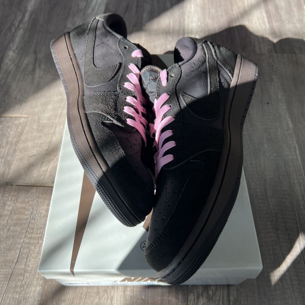 Jordan 1 low Travis Scott velvet brown