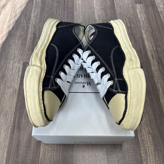 MMY Maison Mihara black white (no box)