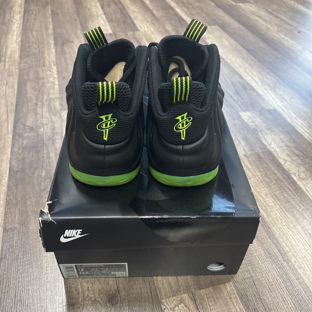 Nike foamposite volt