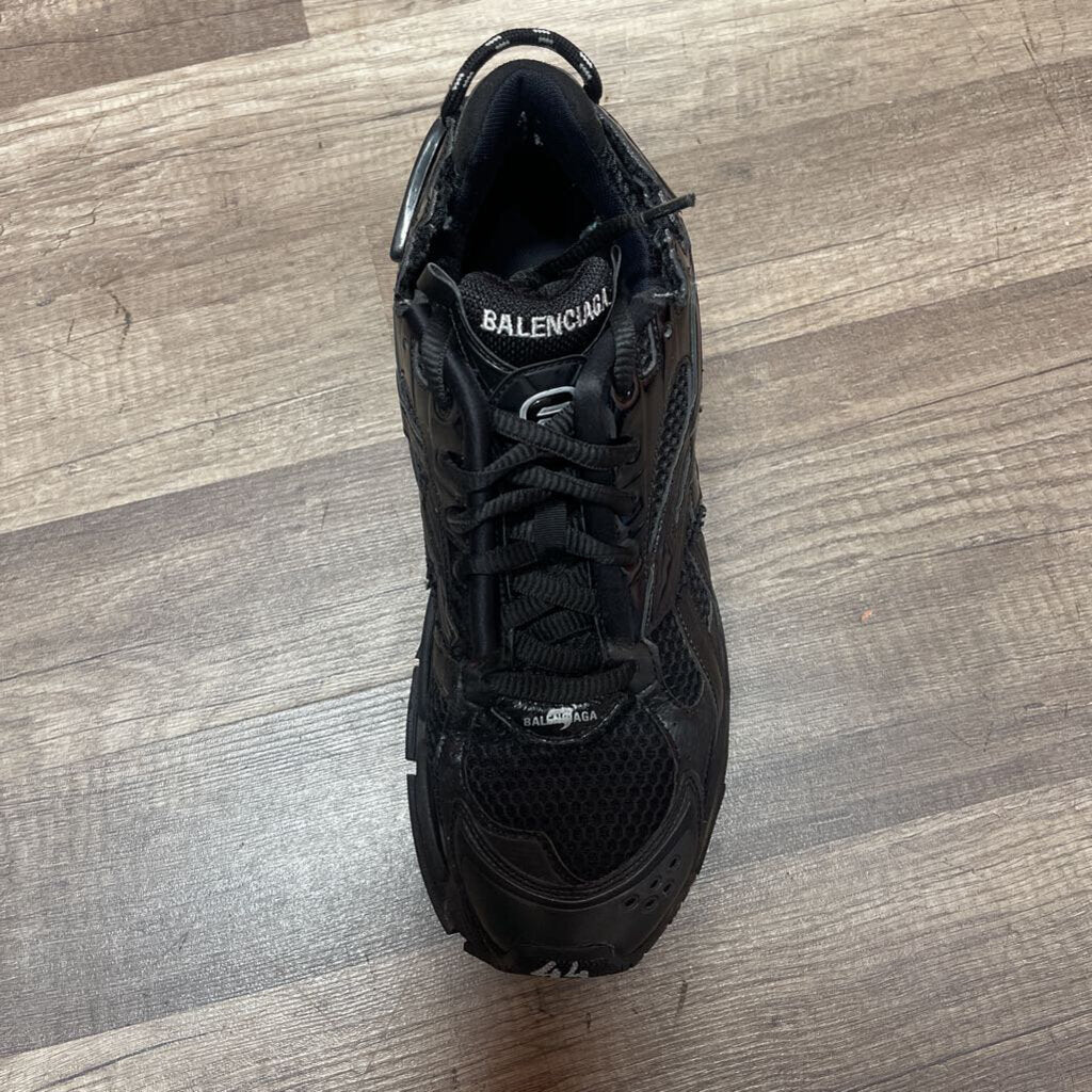 Balenciaga Runner Black