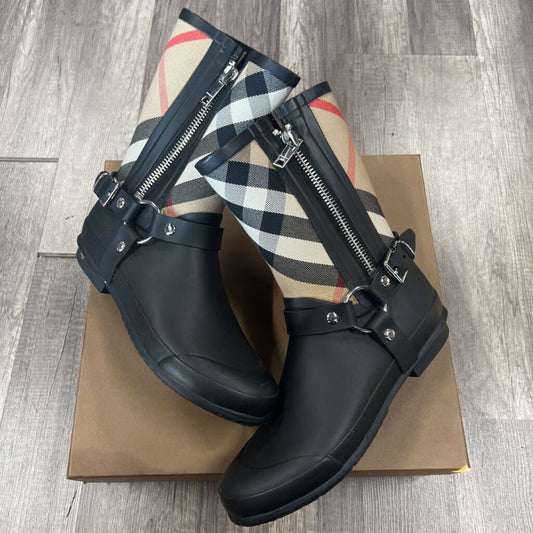 Burberry rain boot