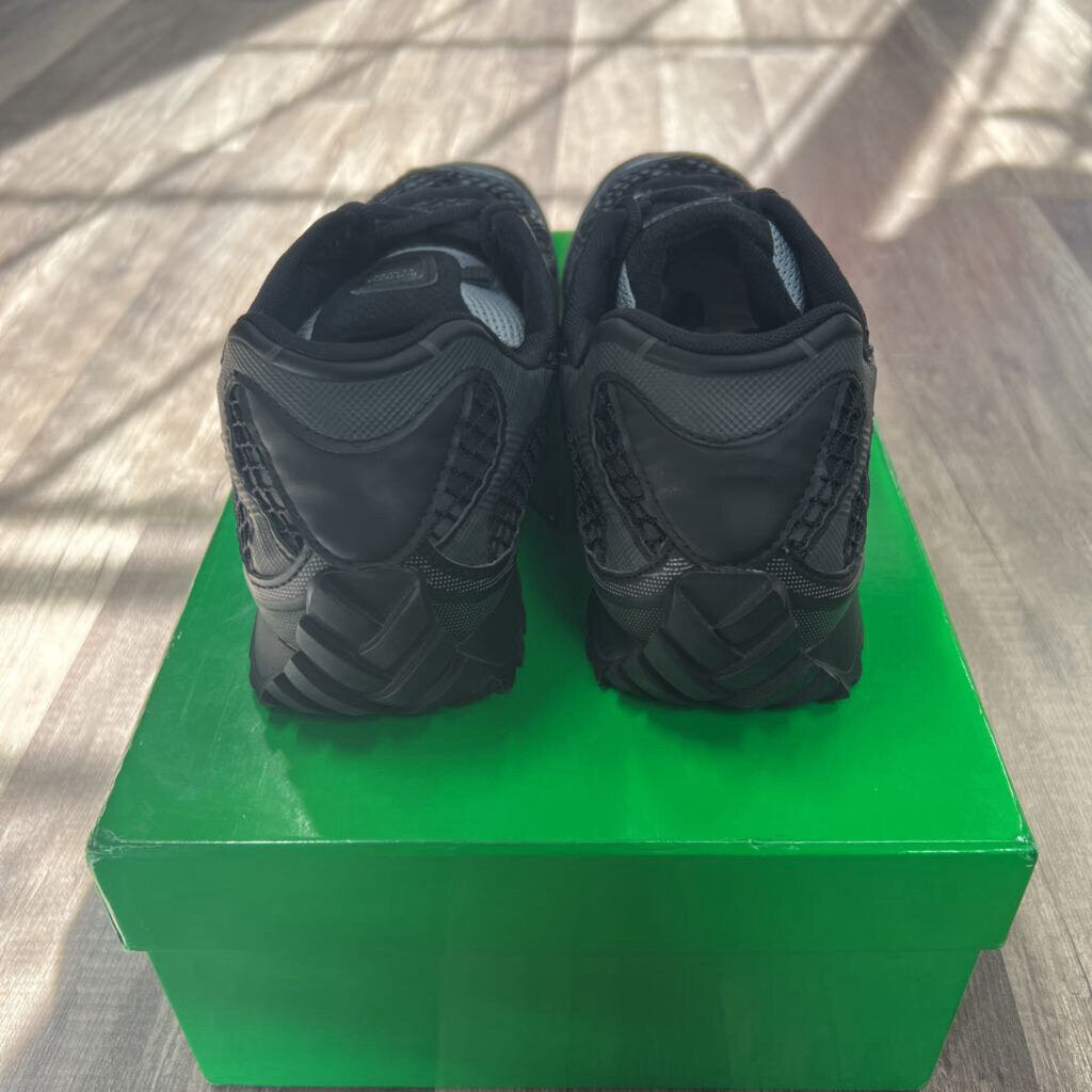 Bottega veneta triple black orbit