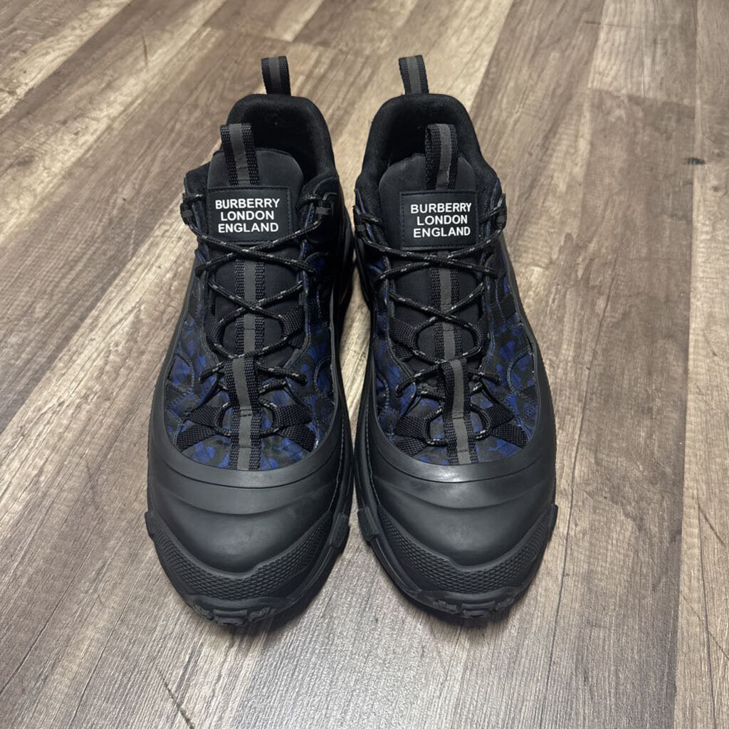 Burberry monogram sneaker blue black