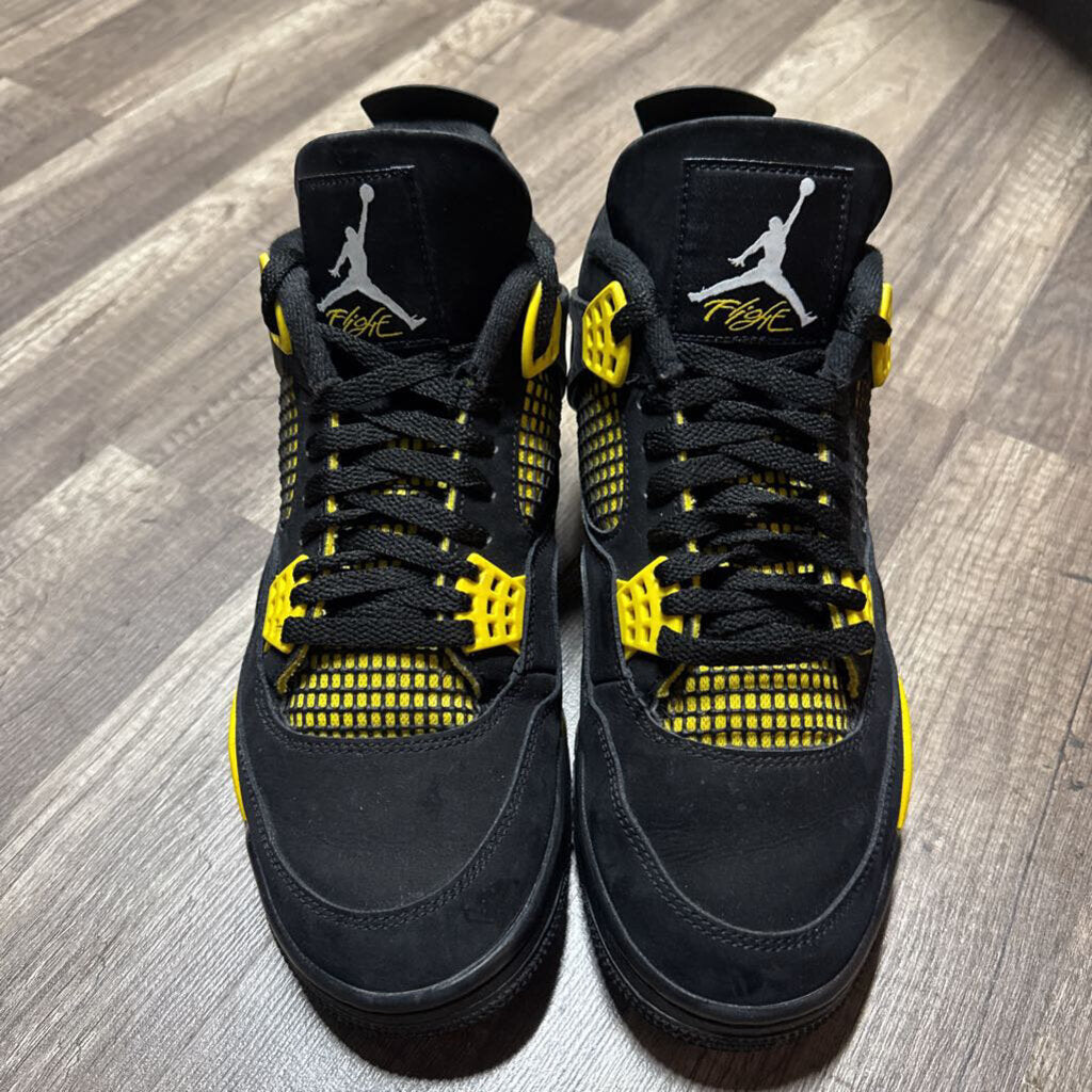 Jordan 4 thunder