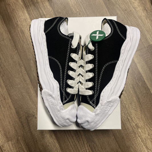 MMY Black White (NEW)