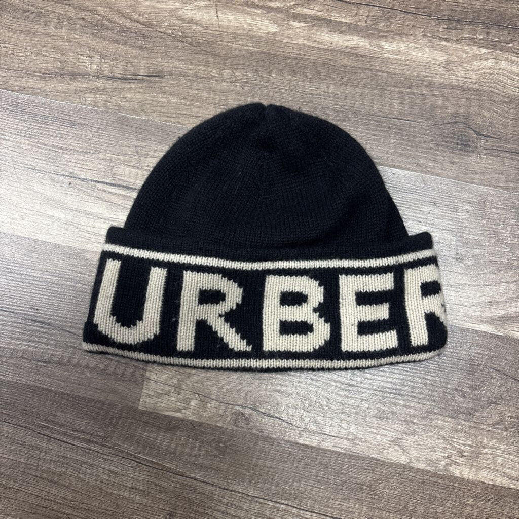 Burberry logo beanie black
