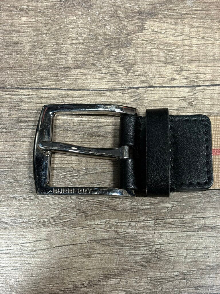 Burberry belt plaid