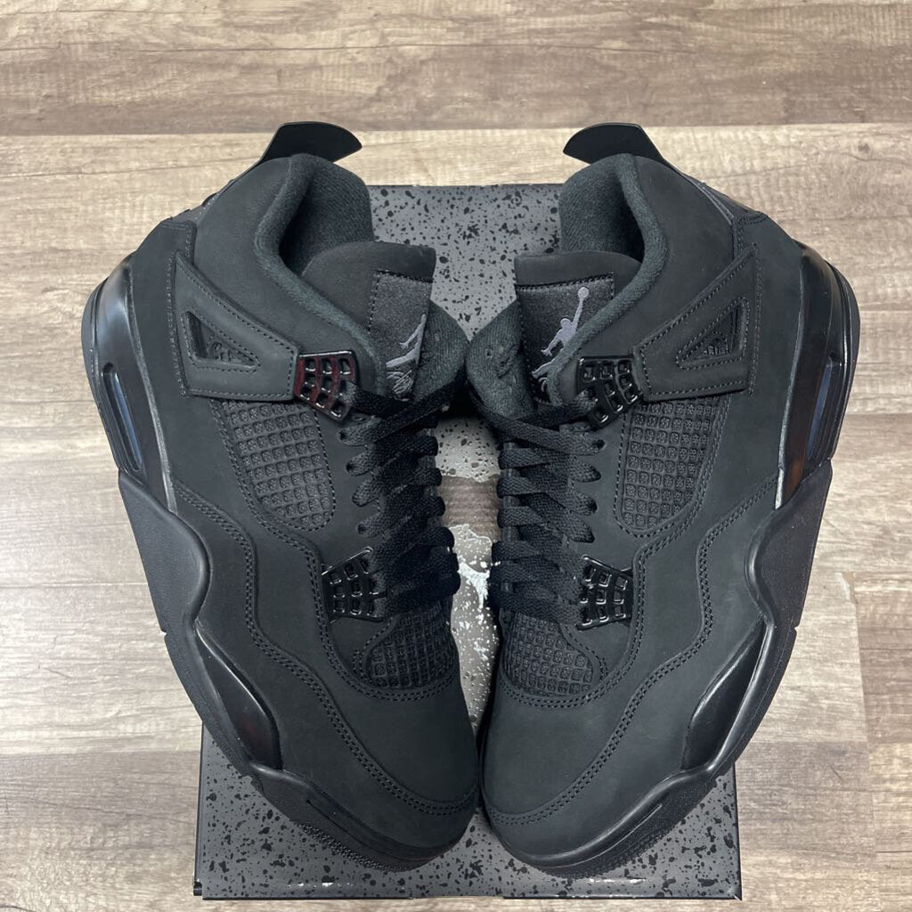 Jordan 4 black cat