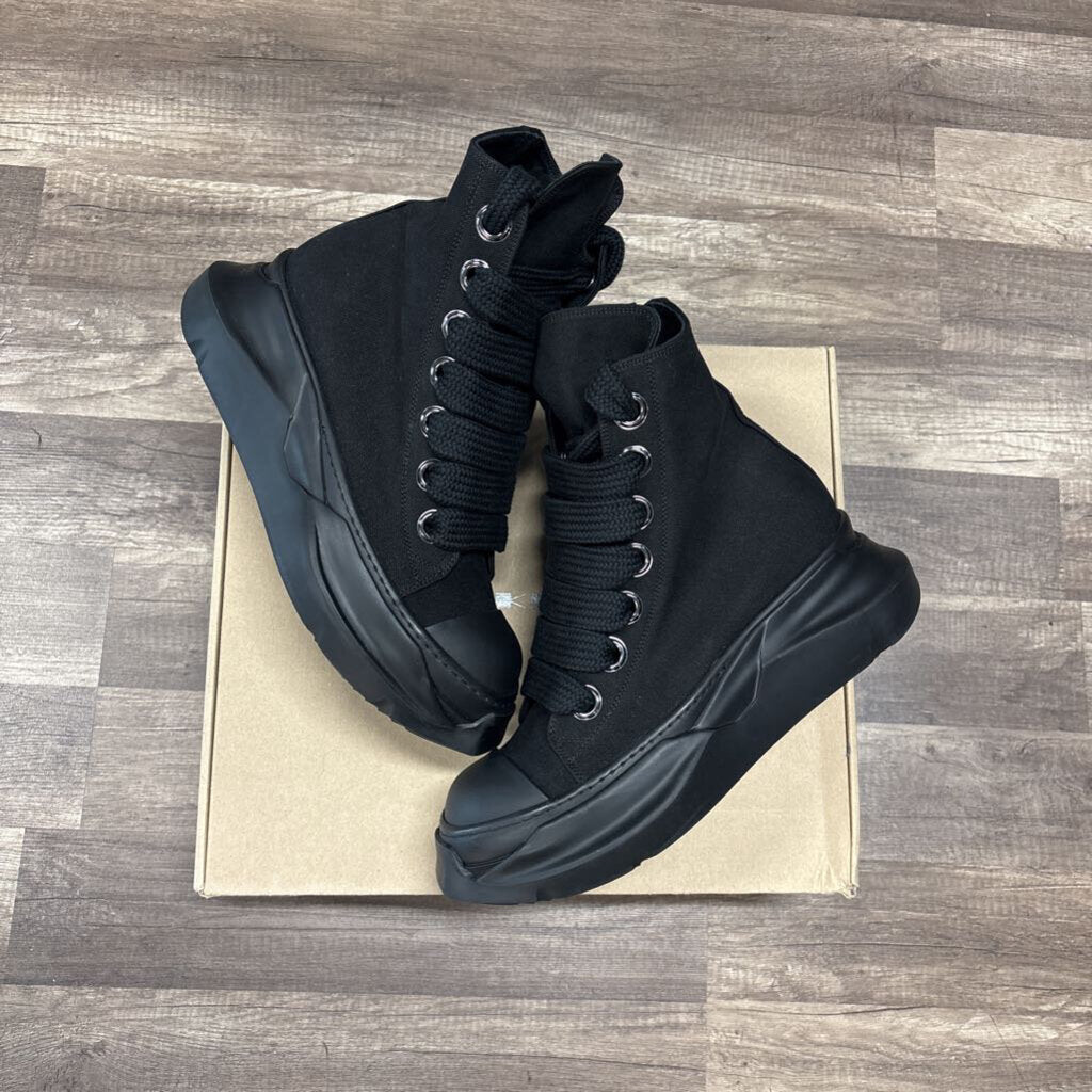 Rick Owens Drkshdw abstract triple black