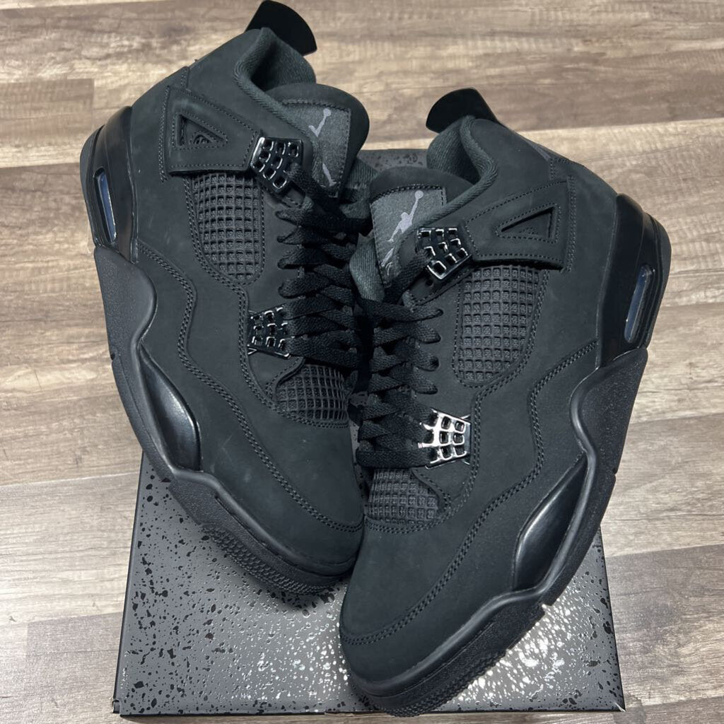 Jordan 4 Black Cat