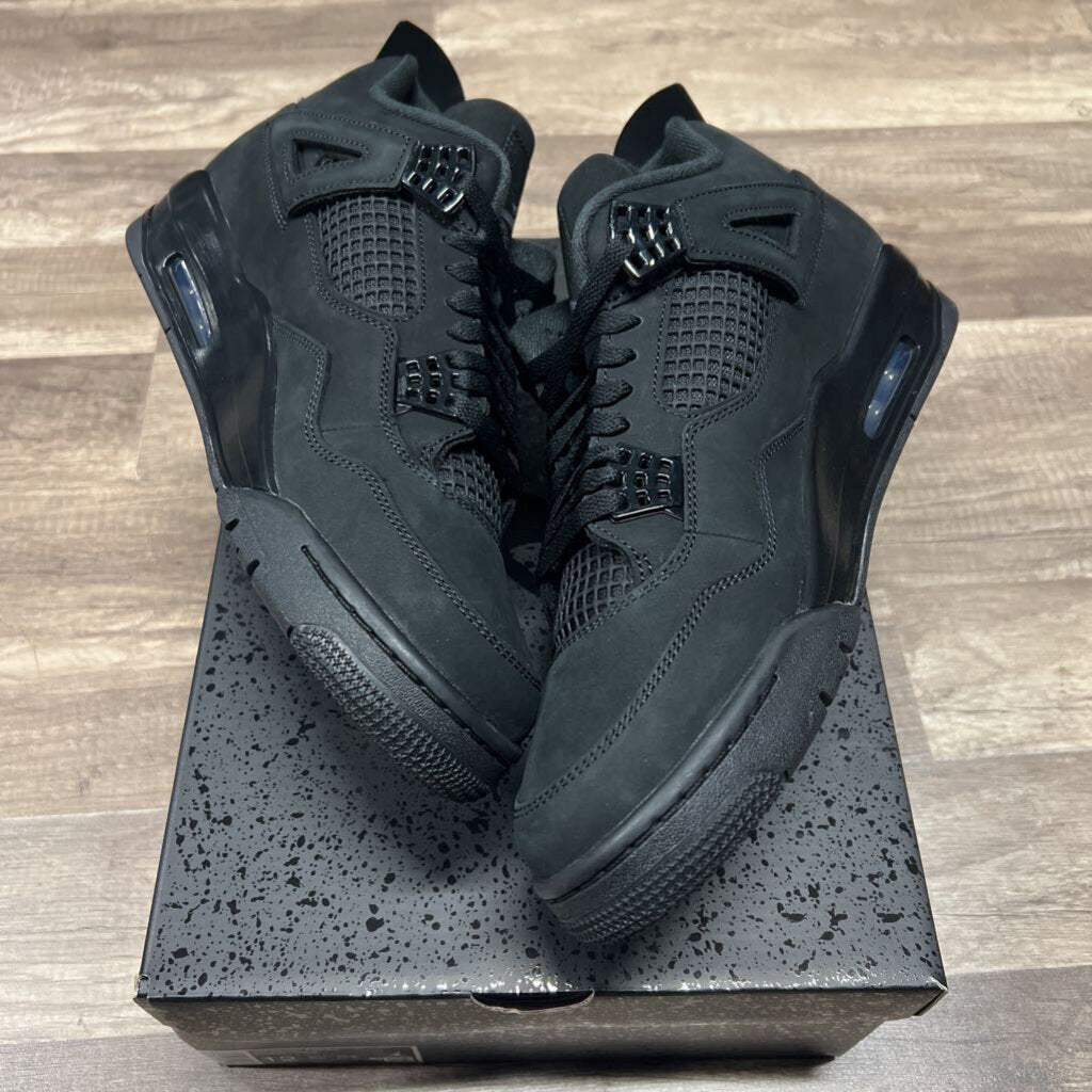 Jordan 4 Black Cat