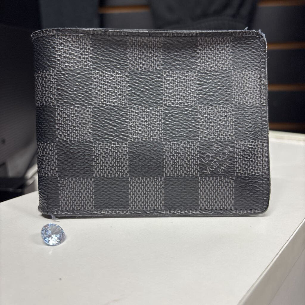 LV Damier Wallet