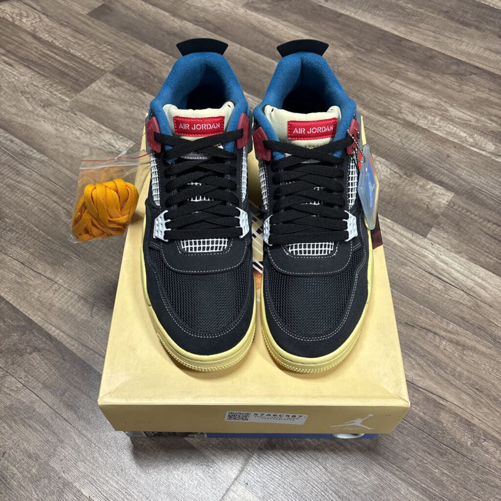 Jordan 4 Union noir