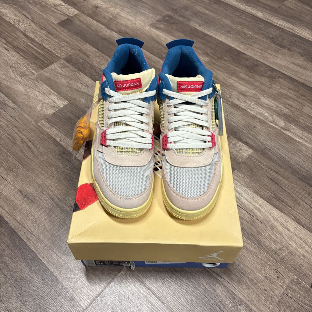 Jordan 4 Union Guava