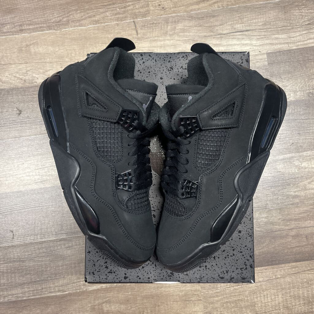 Jordan 4 Black Cat