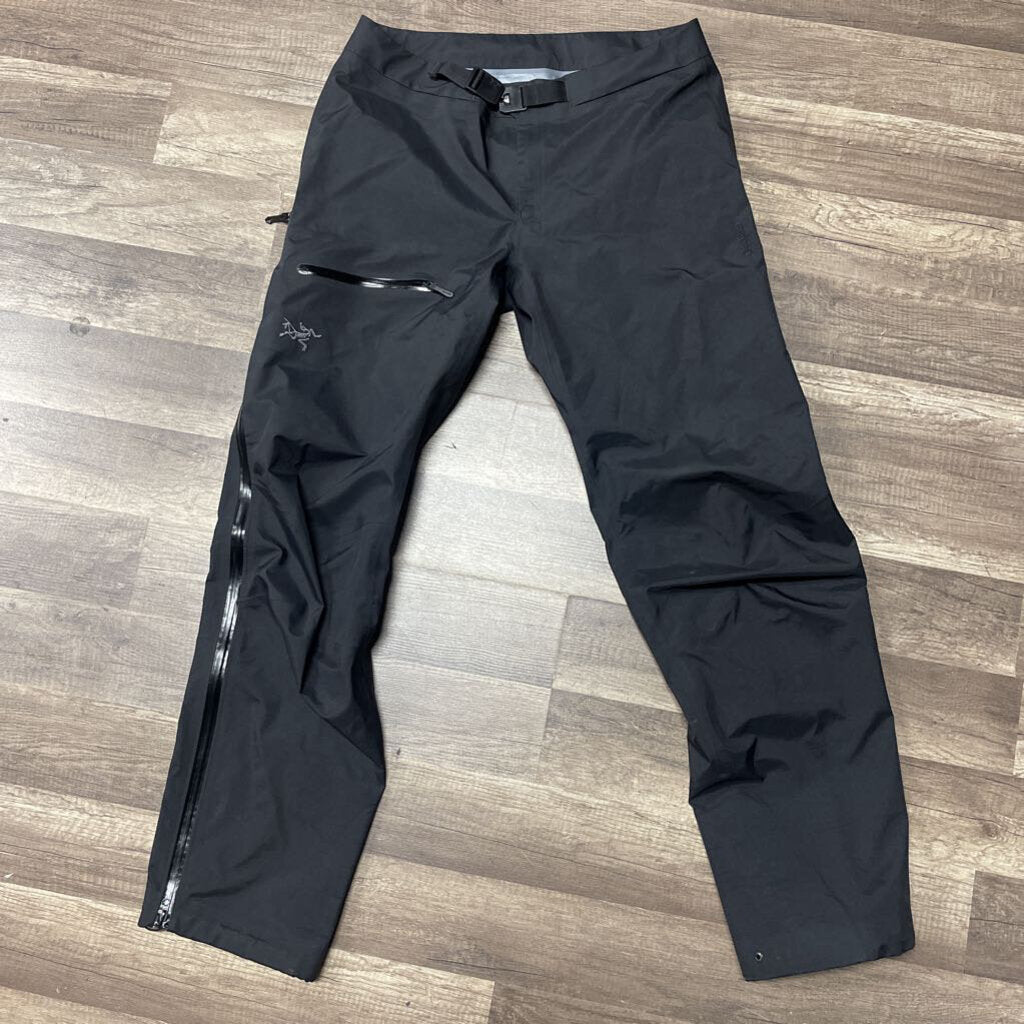 Atcteryx Black Sweatpants