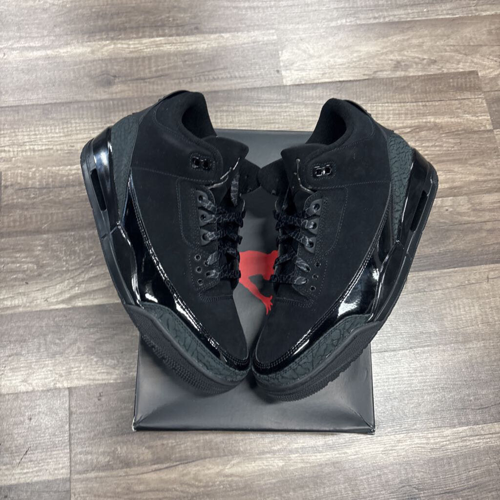 Jordan 3 Black Cat