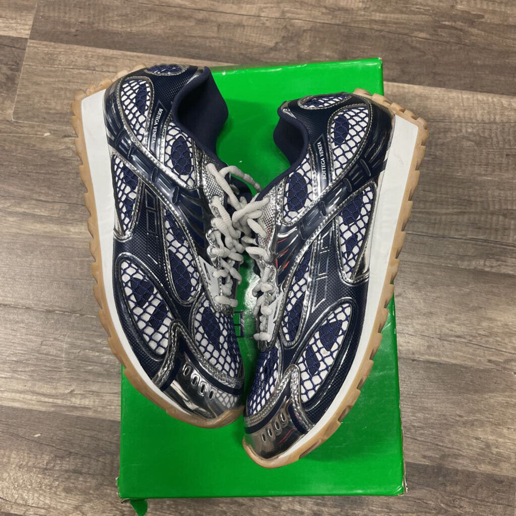 Bottega Veneta Orbit Silver Navy Blue