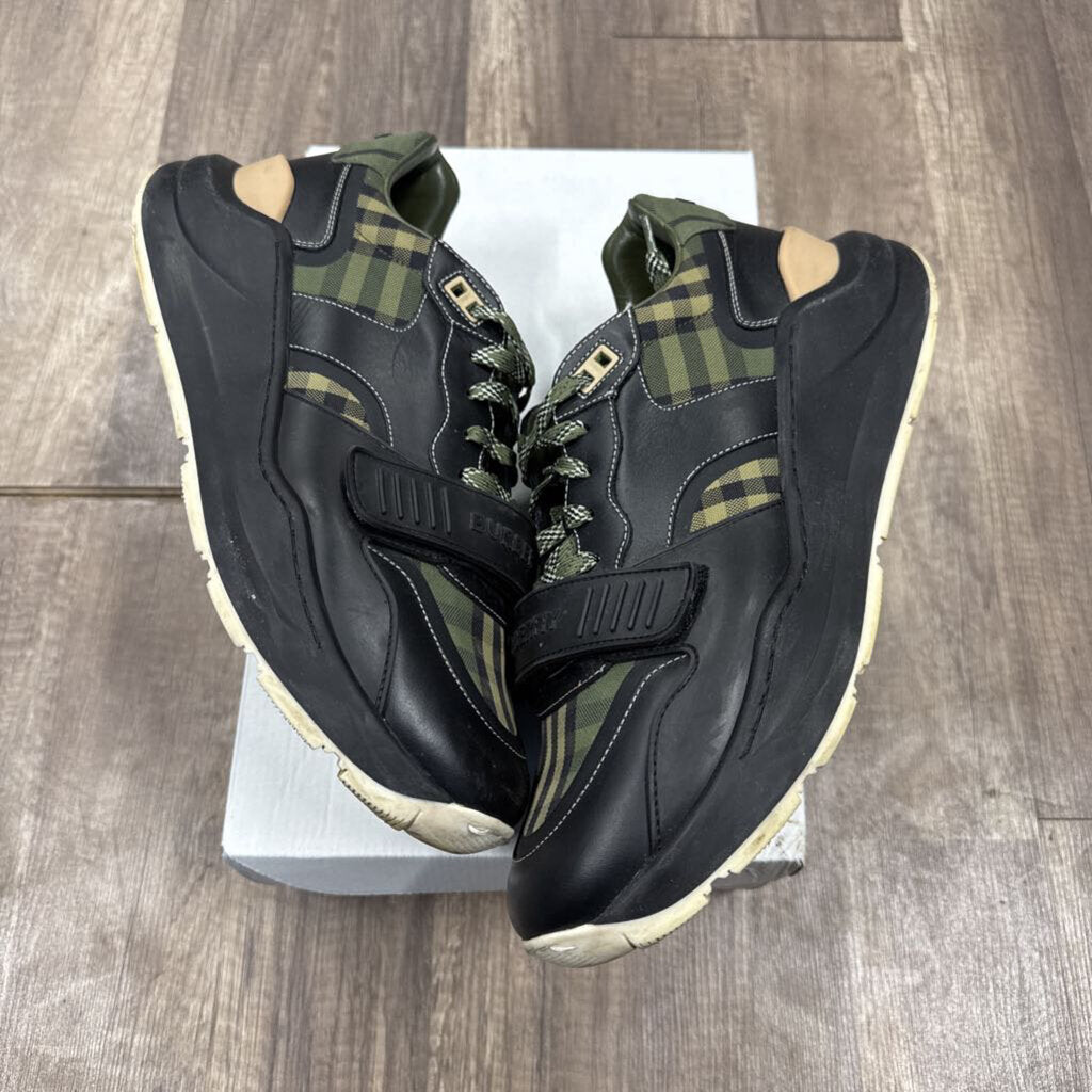 Burberry Ramsey Green