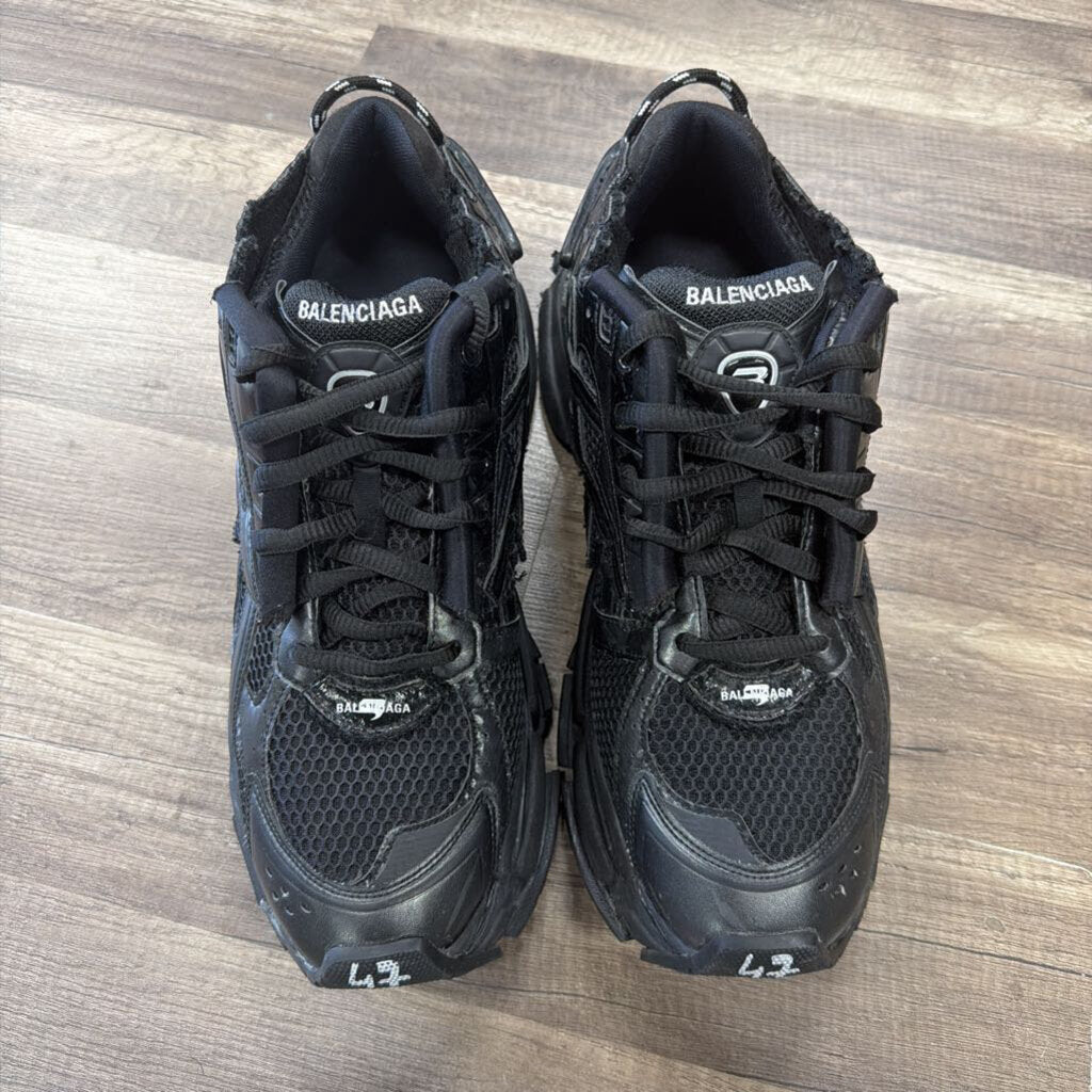 Balenciaga Runner Black (NO BOX)