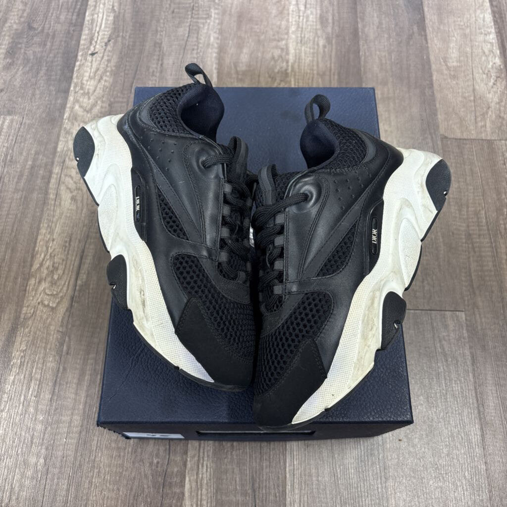 Dior B22 black white