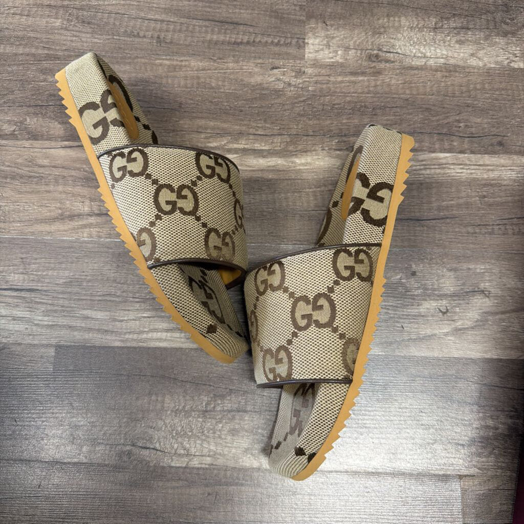 Gucci Slide Monogram Brown (NEW)