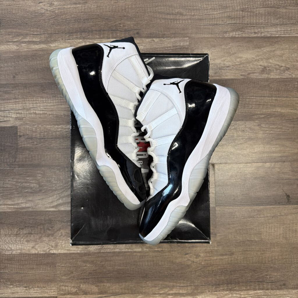 Jordan 11 Concord