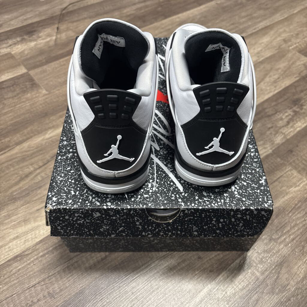 Jordan 4 Military Black