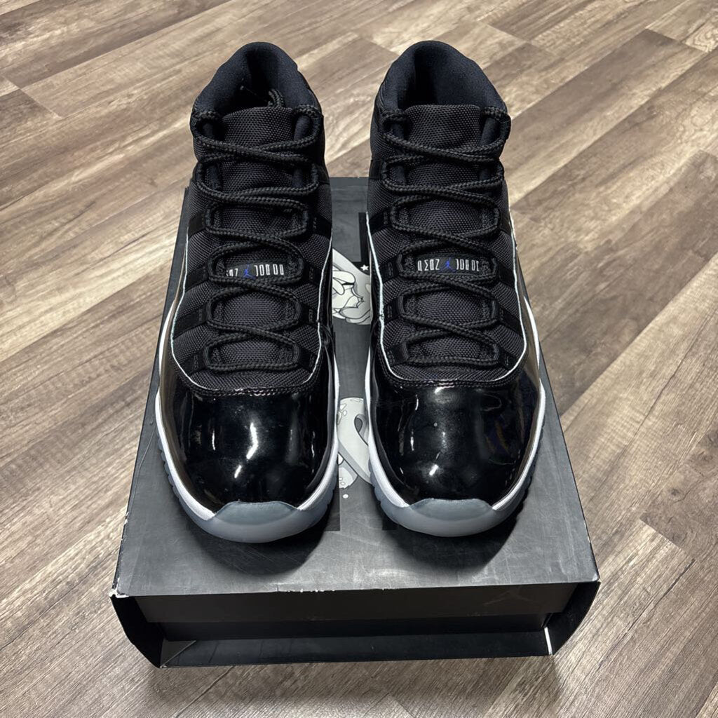Jordan 11 Space Jam