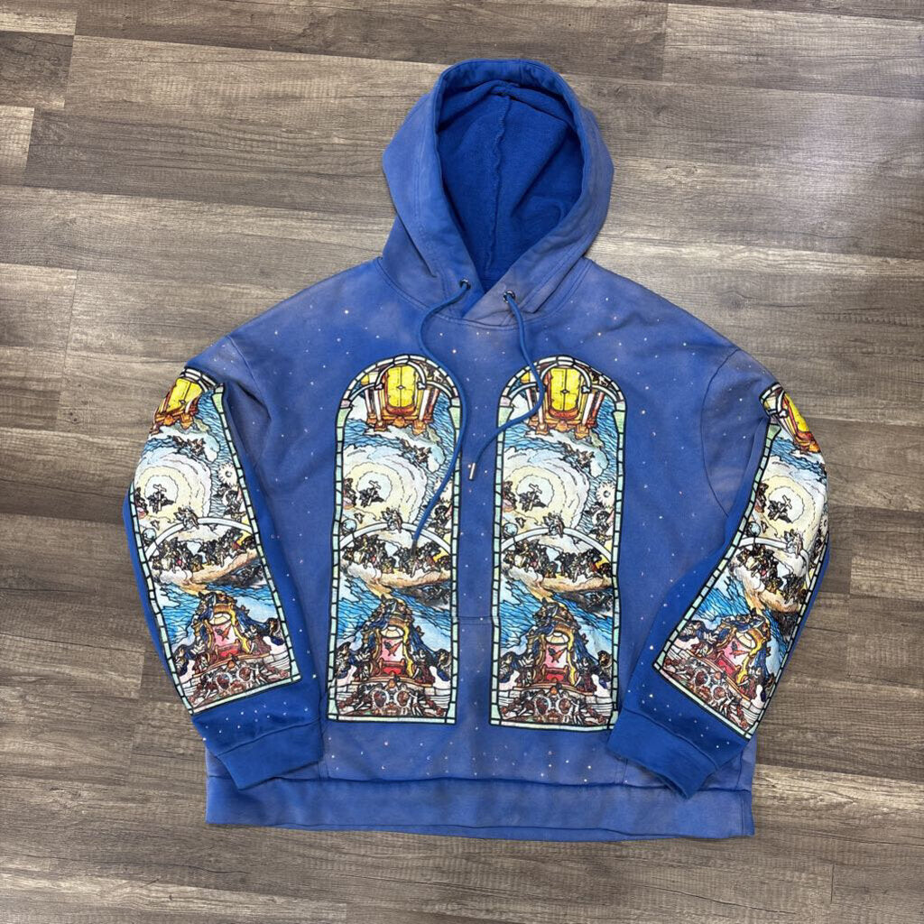 who decides war hoodie blue