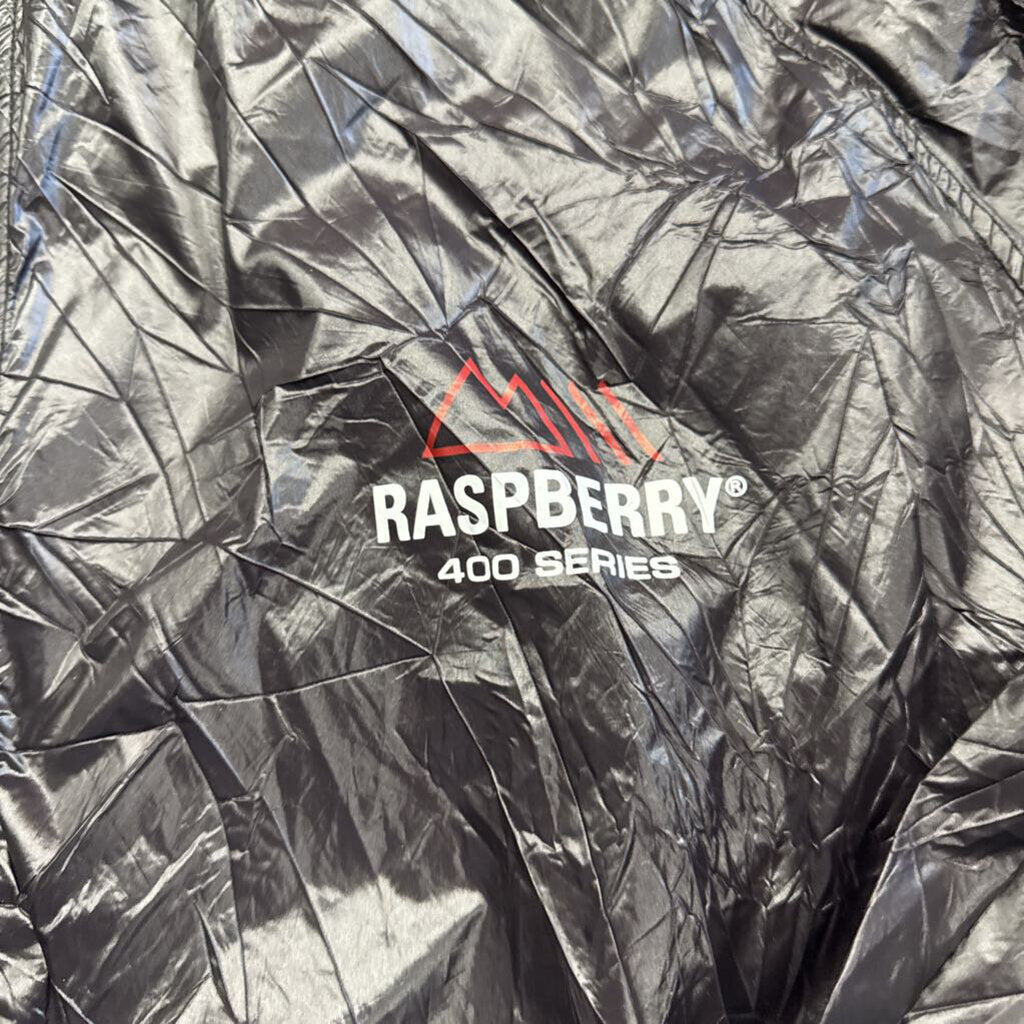 Raspberry hills windbreaker patent black