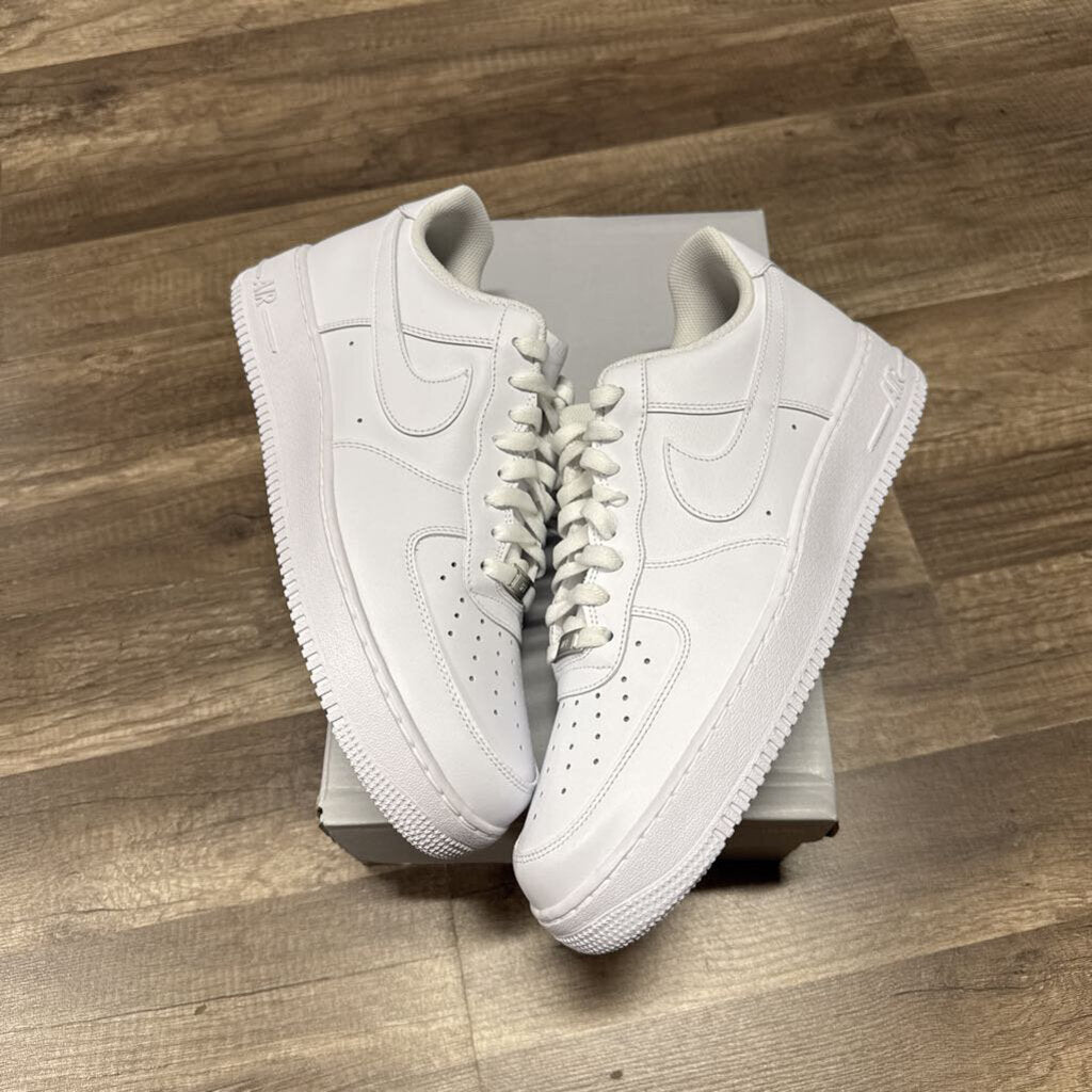 Nike Air Force one white