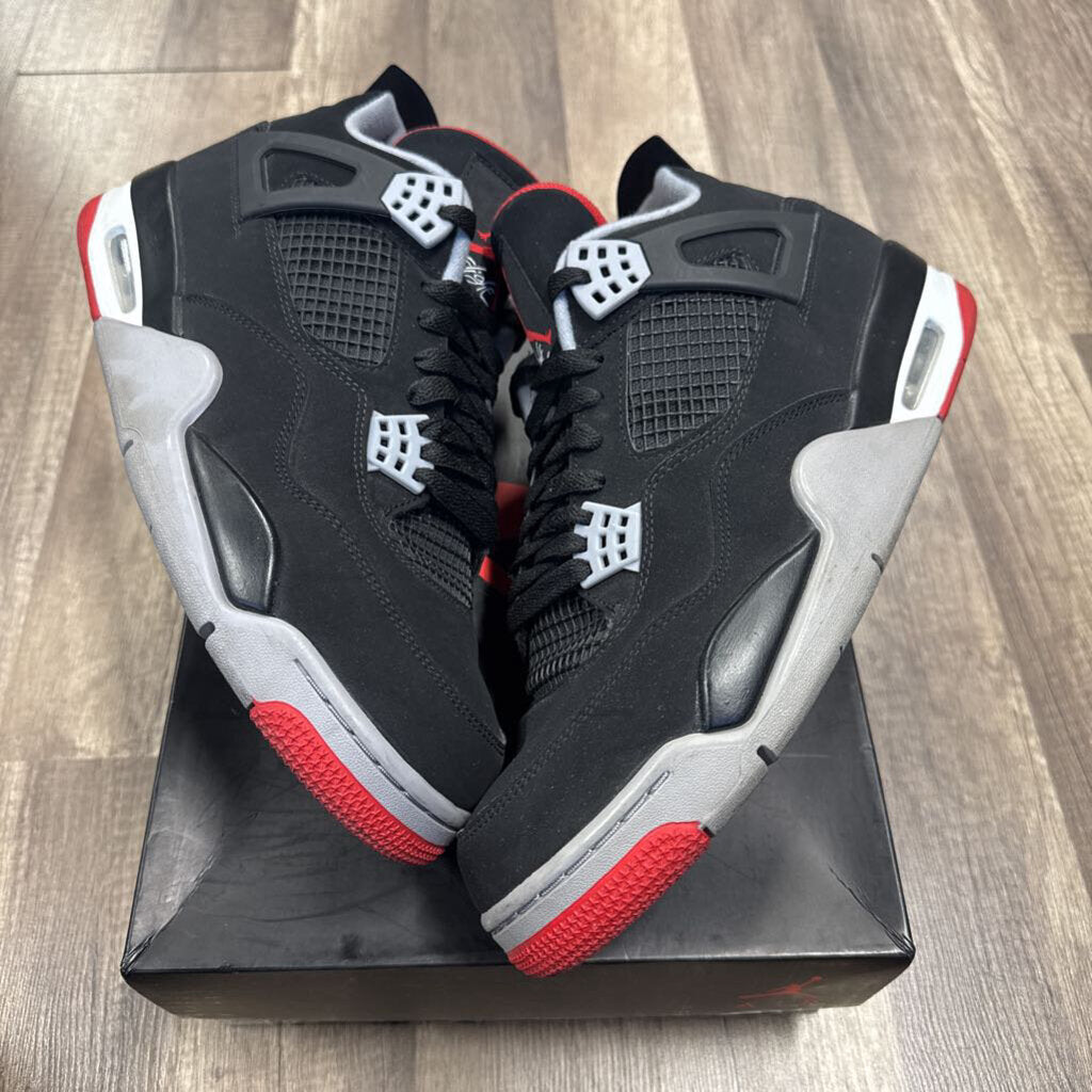 Jordan 4 Bred