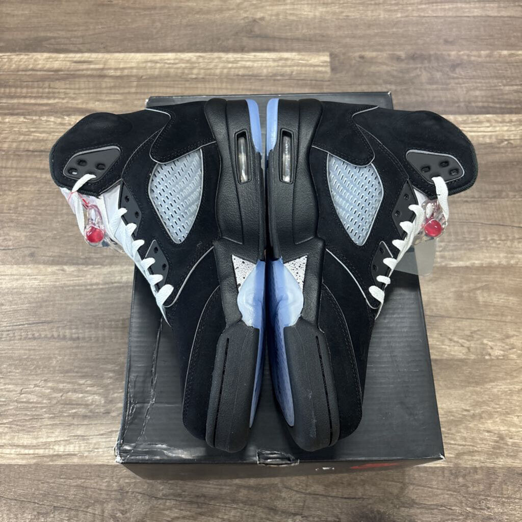Jordan 5 Metallic