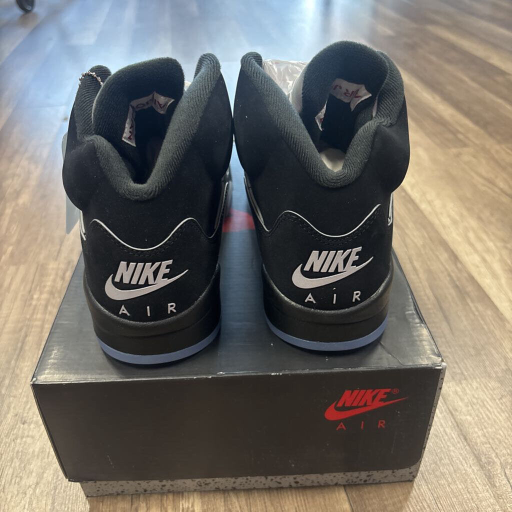 Jordan 5 Metallic
