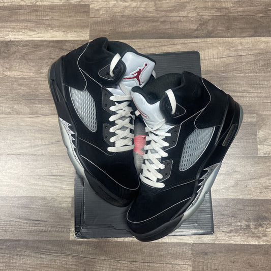 Jordan 5 Metallic