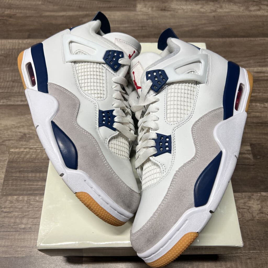 Jordan 4 SB Navy