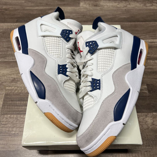 Jordan 4 SB Navy