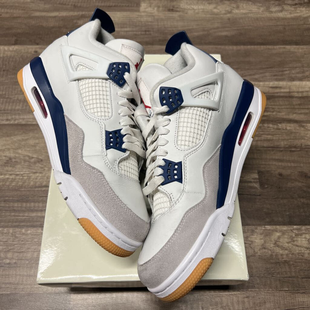 Jordan 4 SB Navy