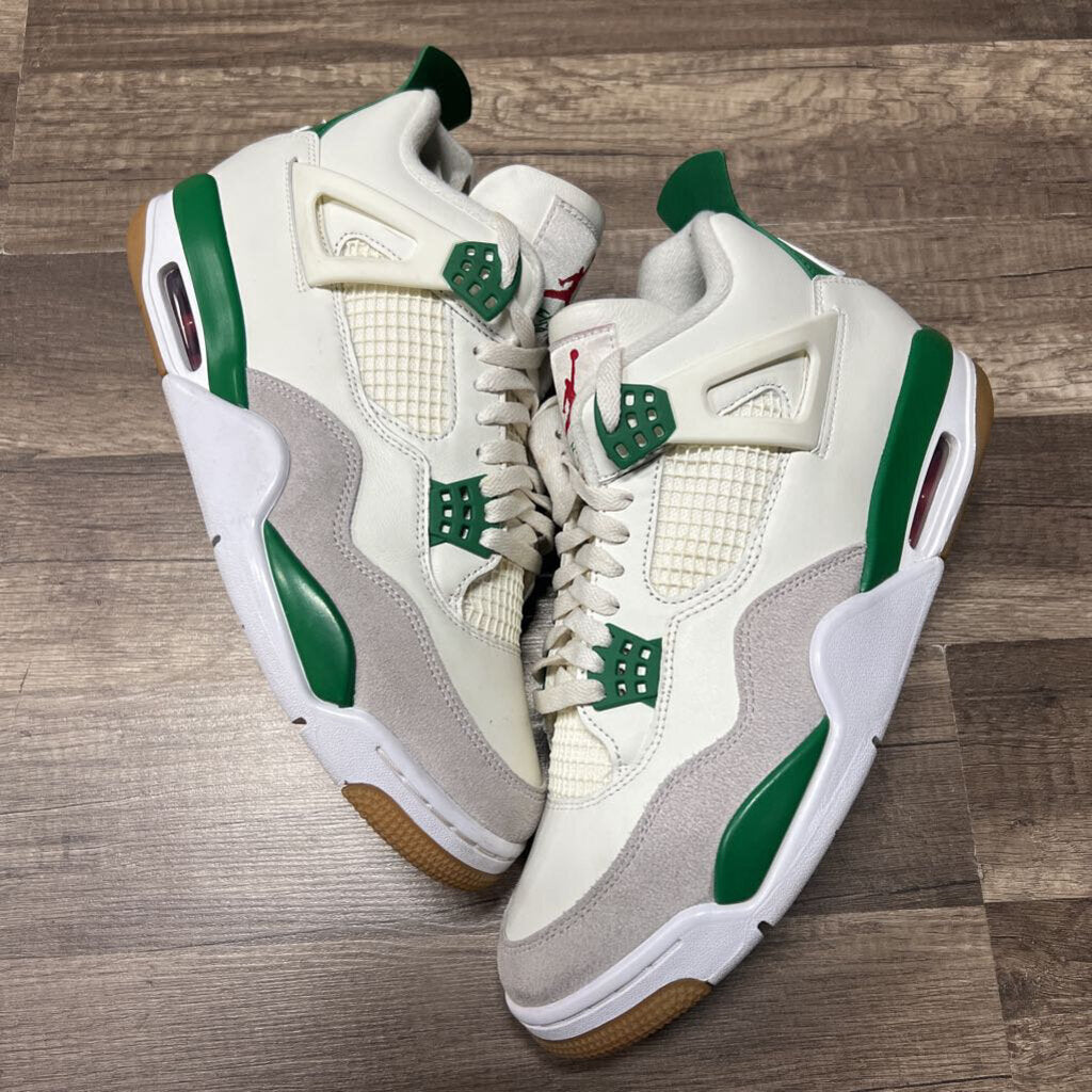 Jordan 4 SB Pine Green (NO BOX)