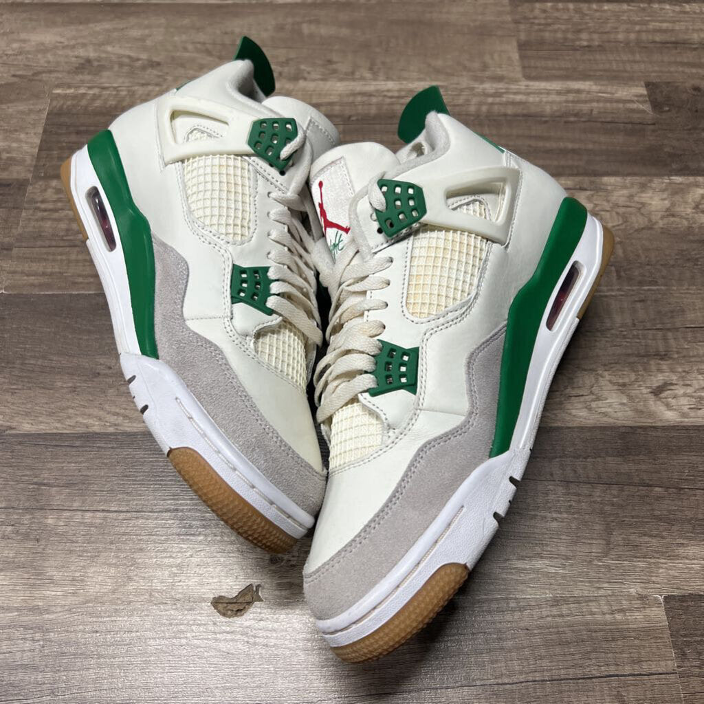 Jordan 4 SB Pine Green (NO BOX)