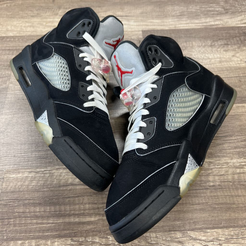 Jordan 5 Metallic