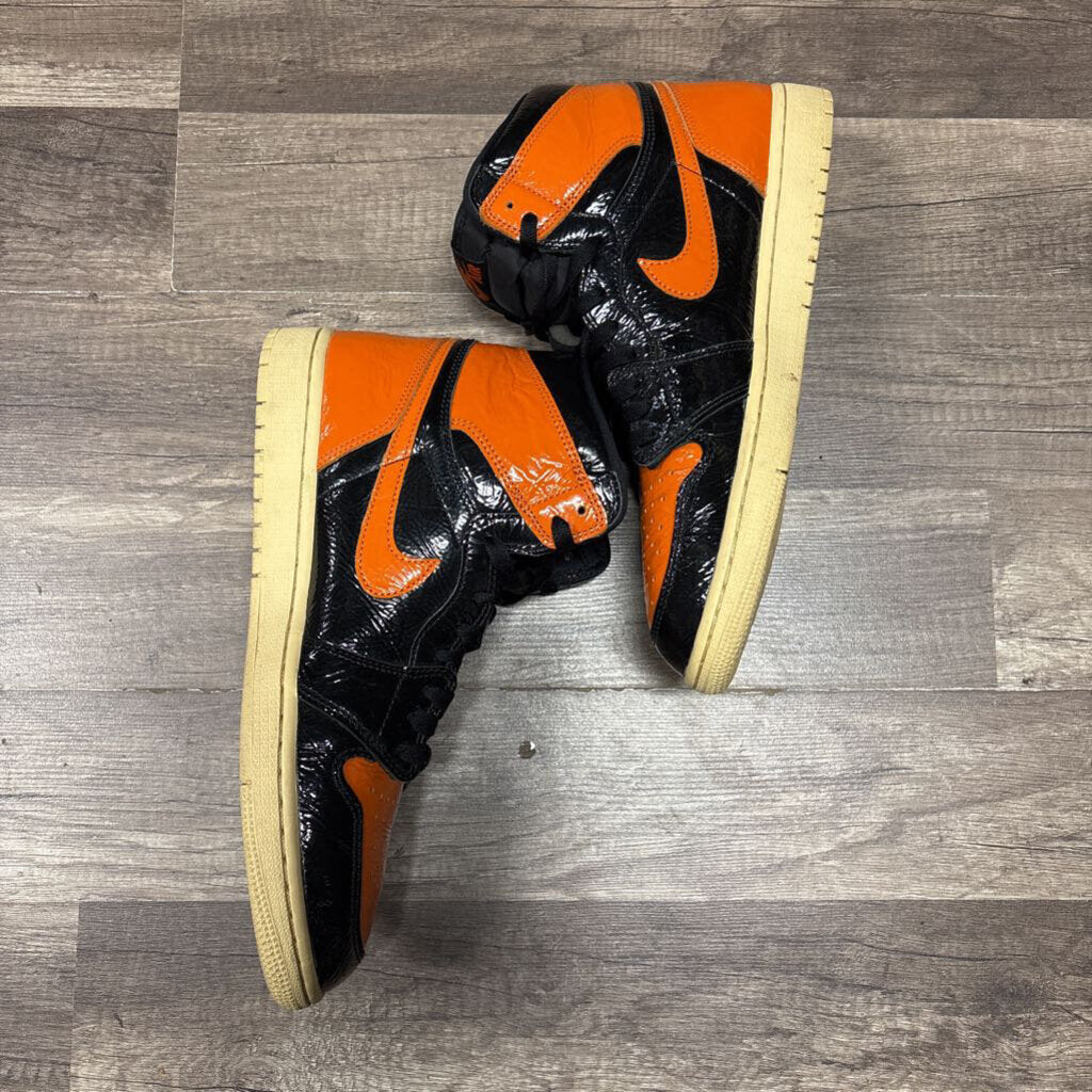 Jordan 1 Shattered backboard (NO BOX)