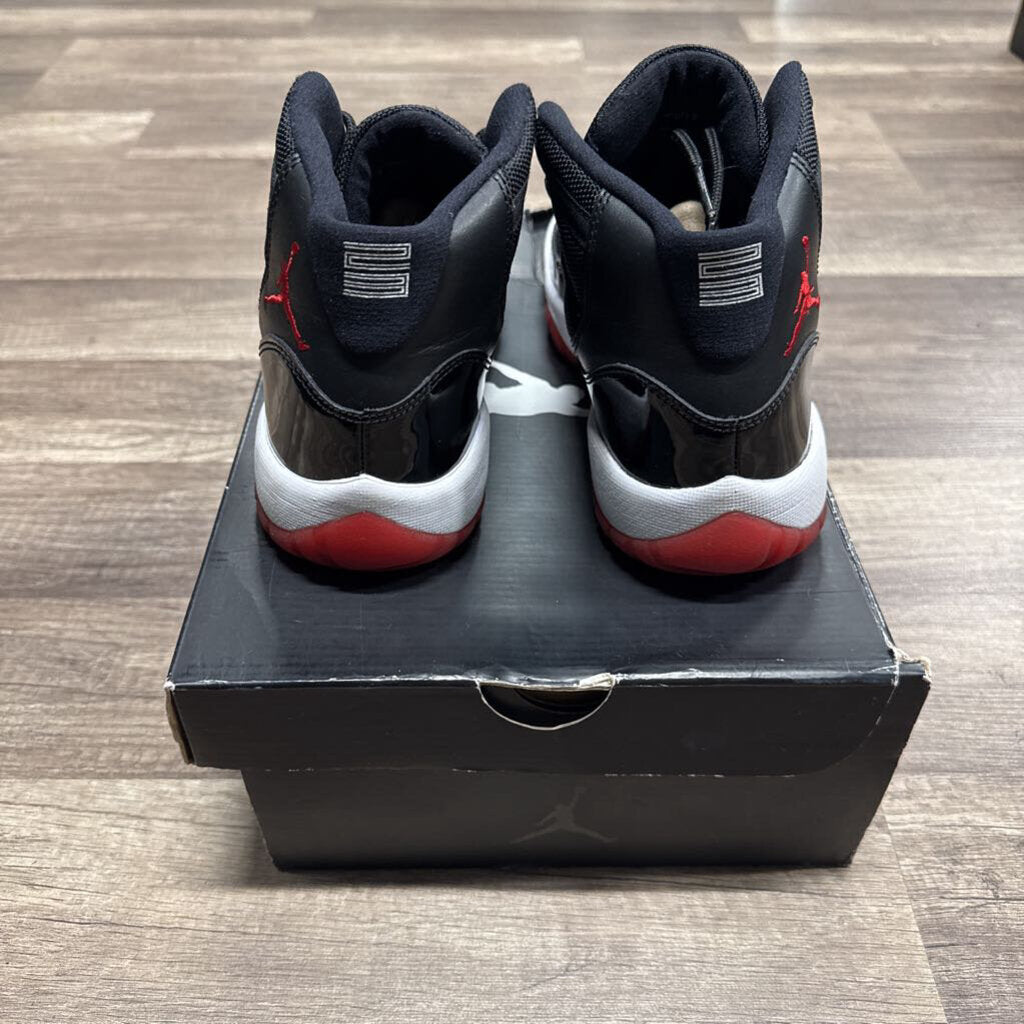 Jordan 11 Bred
