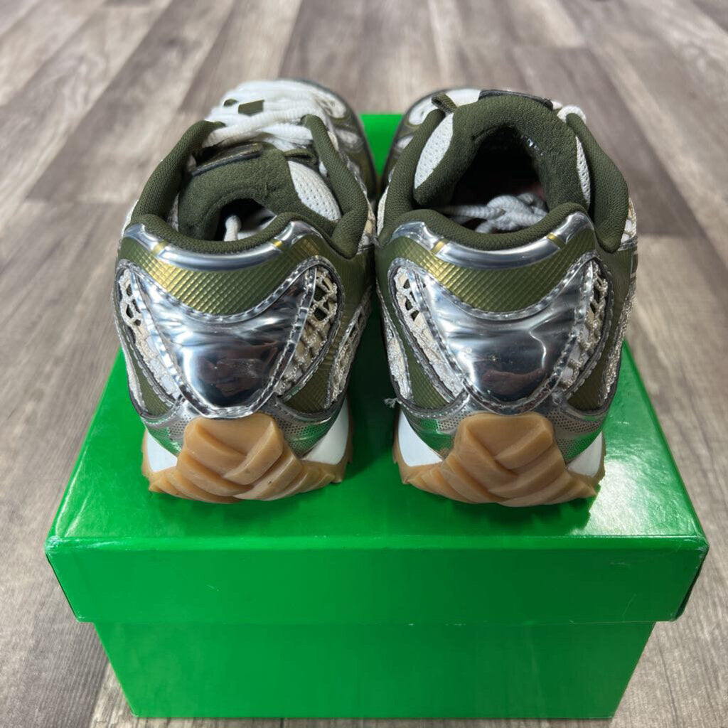 Bottega Veneta Orbit Olive Silver