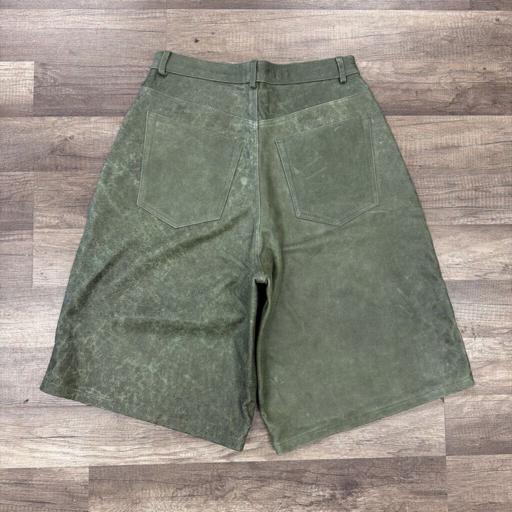 Raspberry Hills Leather Shorts Olive