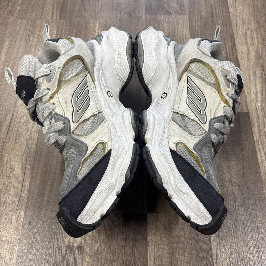 Balenciaga Cargo Sneakers White Grey