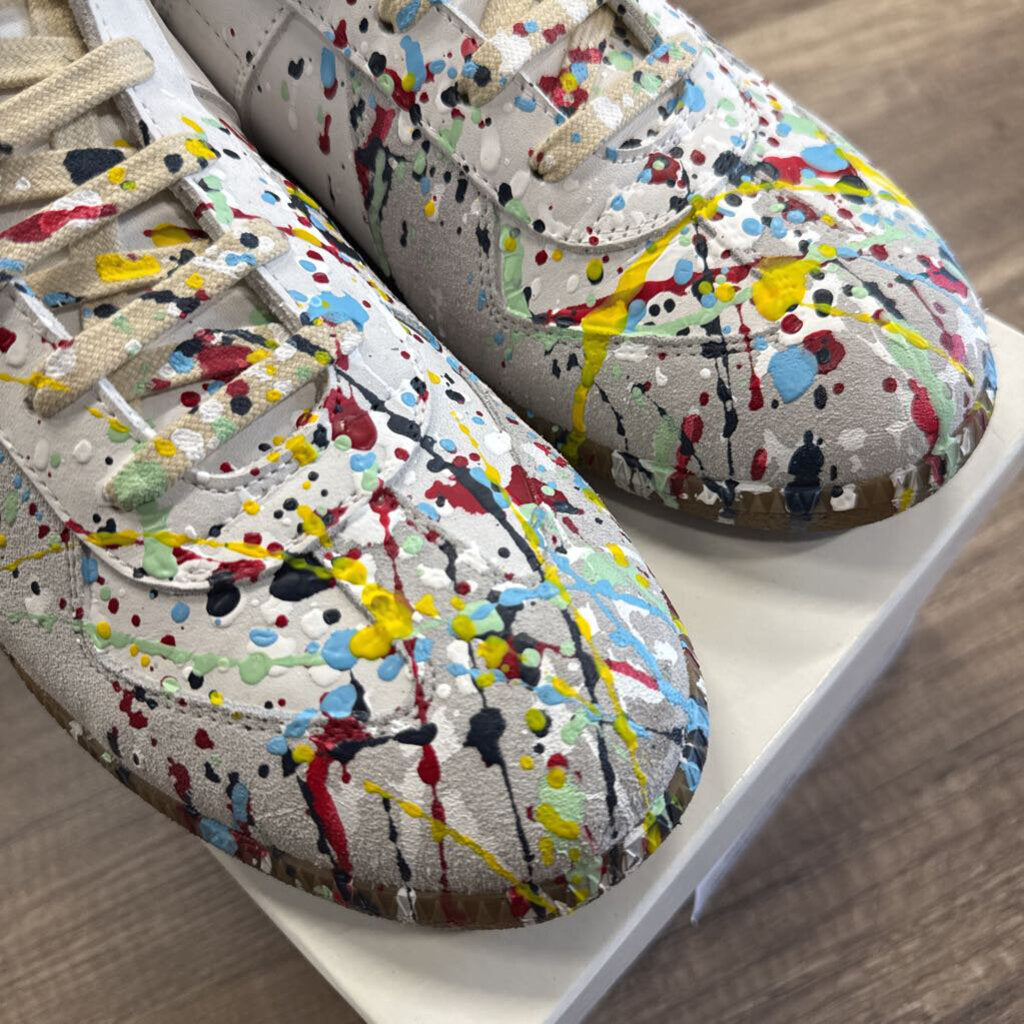 Maison Margiela Replica Paint Splatter Light Grey