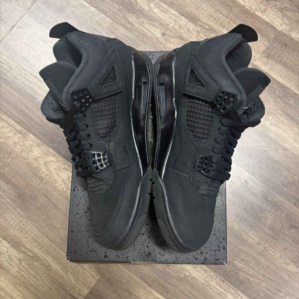 Jordan 4 Black Cat