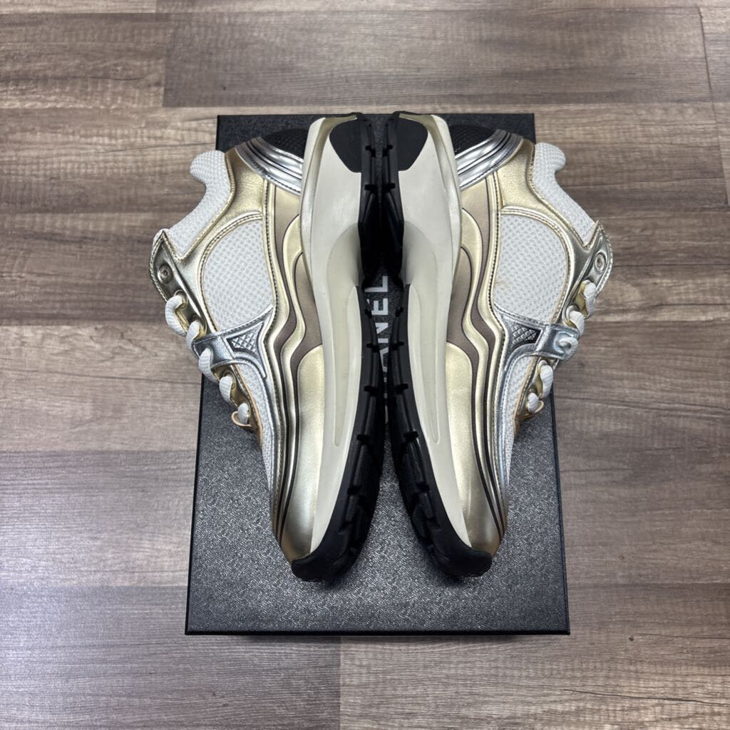 Chanel Trainer white gold